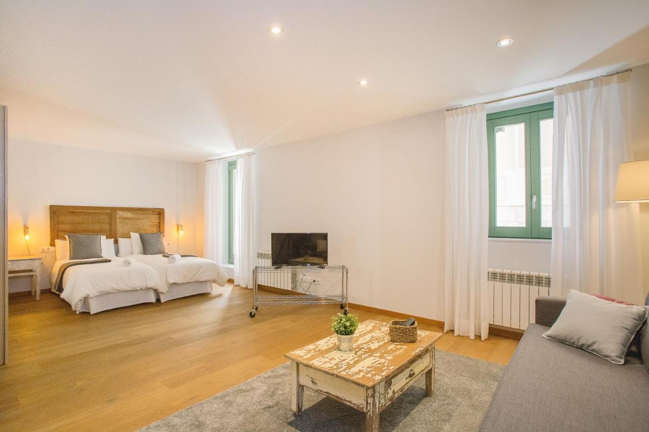 Apartaments Catedral - Baltack Homes Херона Екстериор снимка