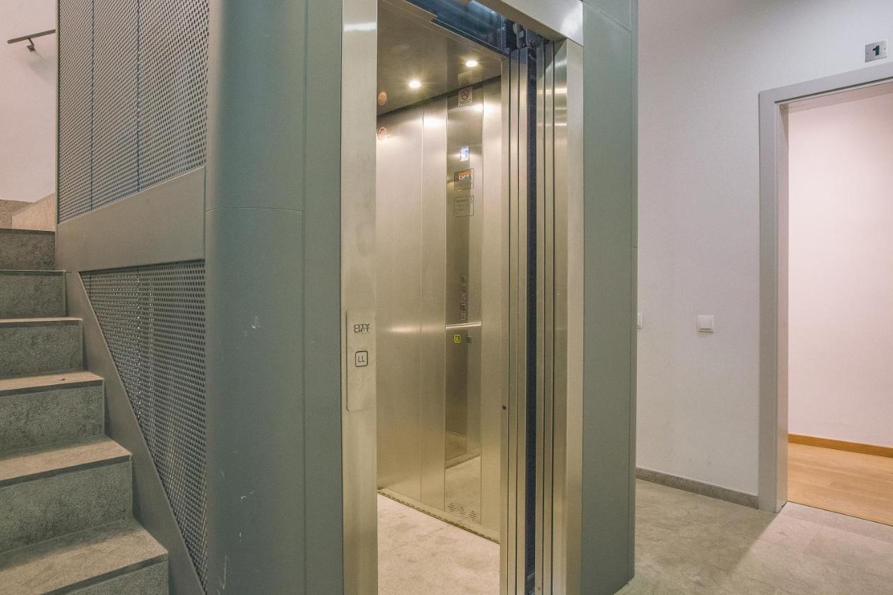 Apartaments Catedral - Baltack Homes Херона Екстериор снимка